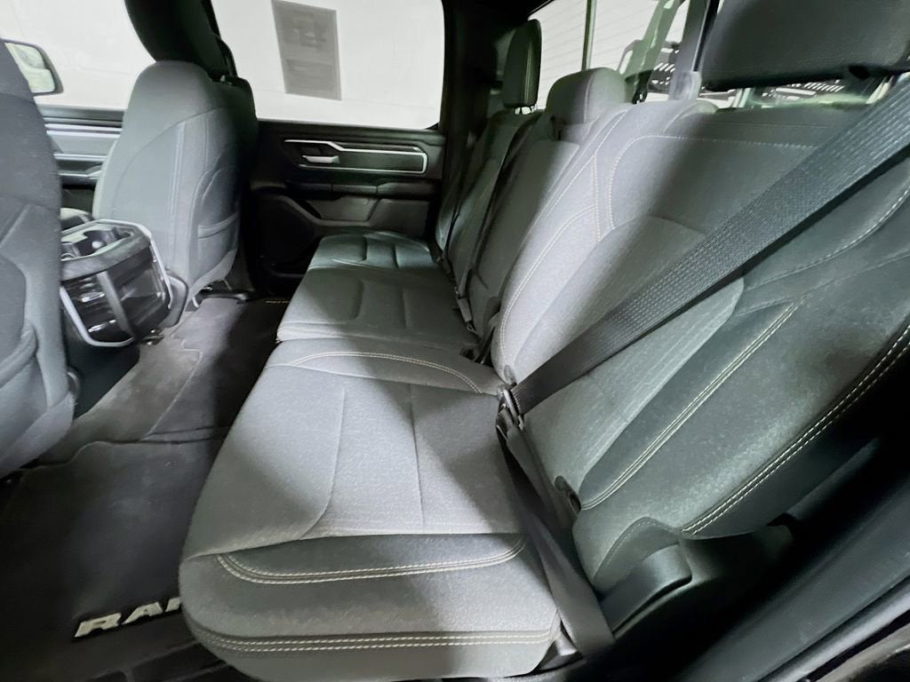 2020 RAM 1500 Big Horn Crew Cab 4x4 5'7" Box