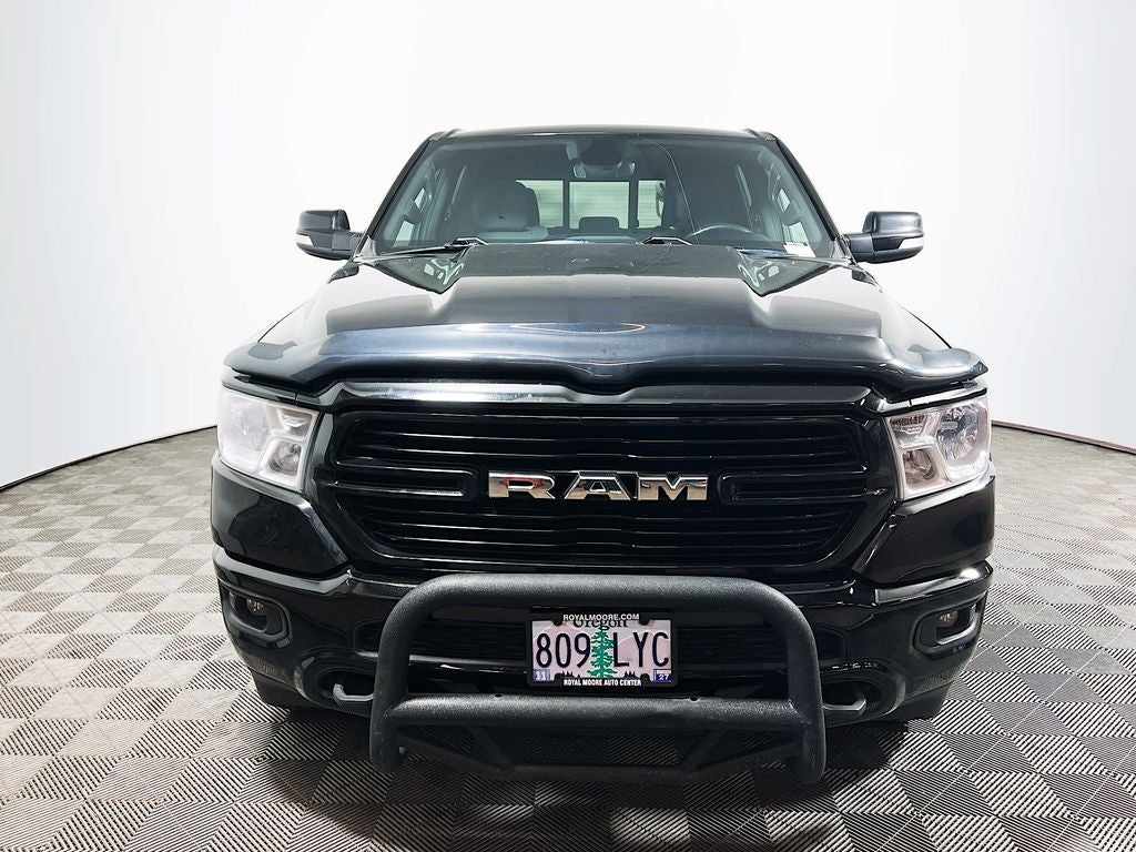 2020 RAM 1500 Big Horn Crew Cab 4x4 5'7" Box