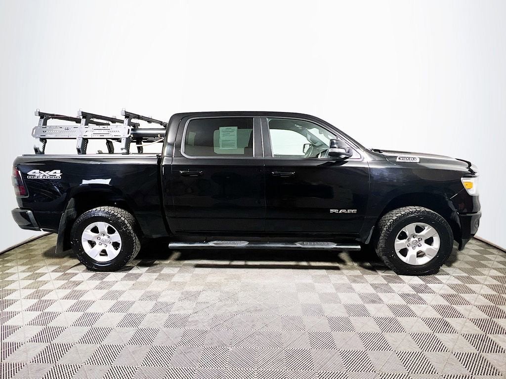 2020 RAM 1500 Big Horn Crew Cab 4x4 5'7" Box