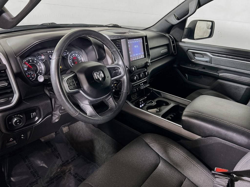 2020 RAM 1500 Big Horn Crew Cab 4x4 5'7" Box