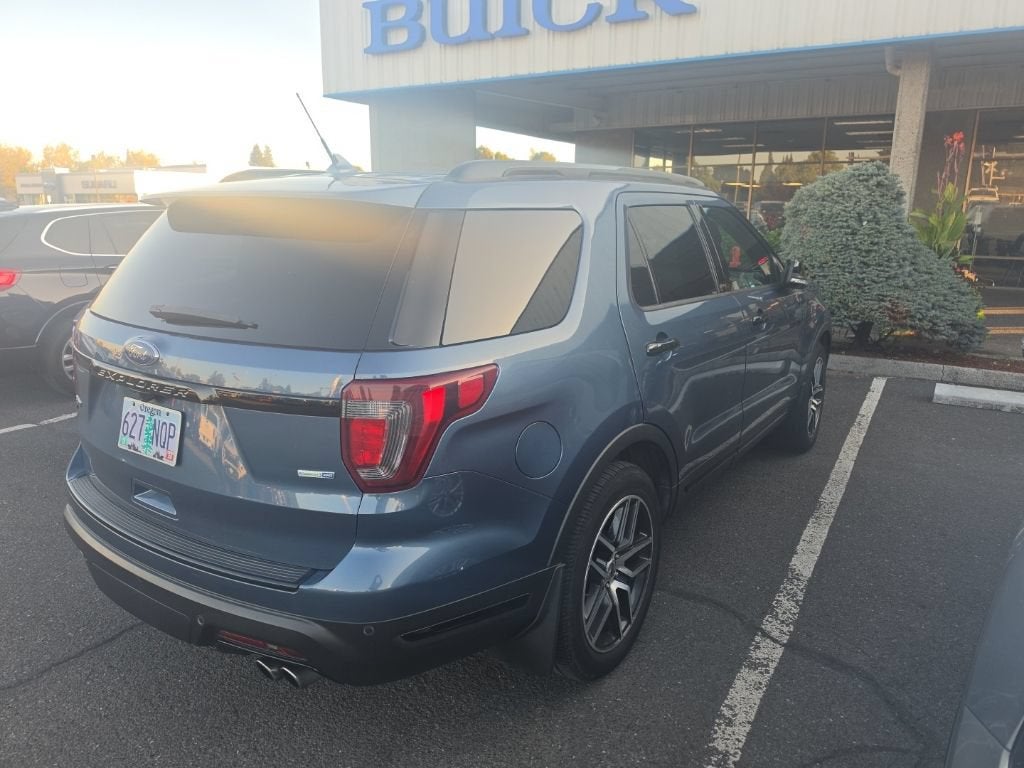 2018 Ford Explorer Sport