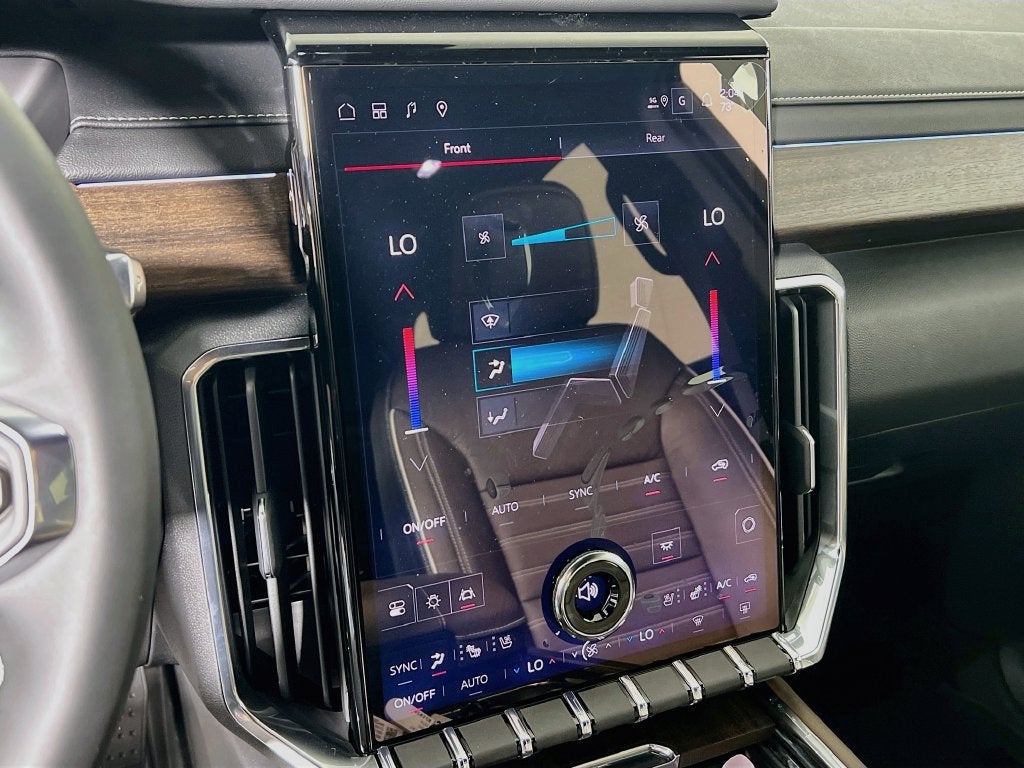 2027 GMC Acadia Denali Ultimate