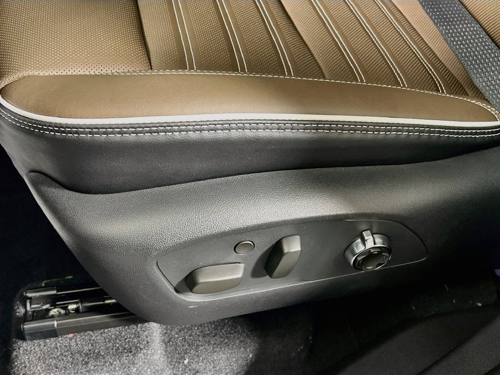 2027 GMC Acadia Denali Ultimate