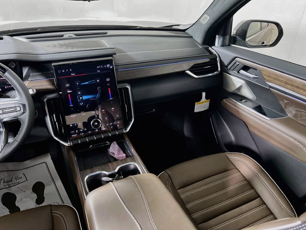 2027 GMC Acadia Denali Ultimate