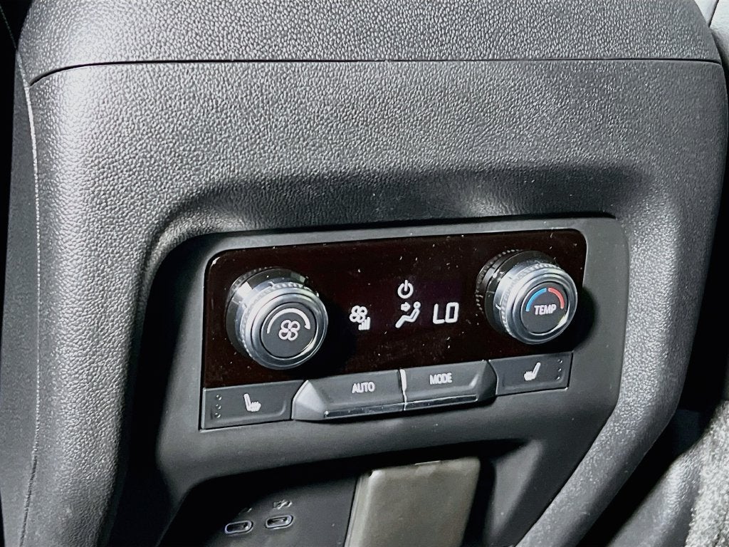 2027 GMC Acadia Denali Ultimate
