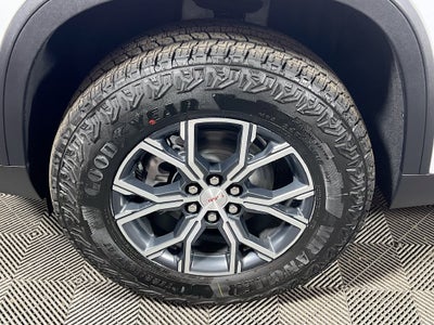 2025 GMC Acadia AT4