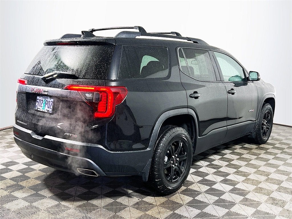 2023 GMC Acadia AT4