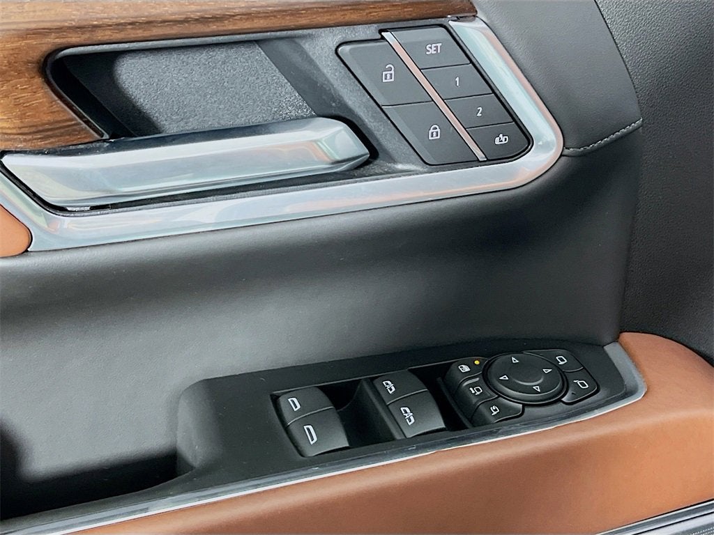 2025 GMC Sierra 3500 HD Denali Ultimate