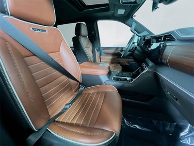 2025 GMC Sierra 3500 HD Denali Ultimate