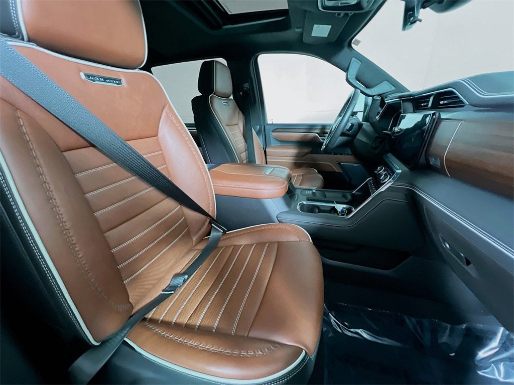 2025 GMC Sierra 3500 HD Denali Ultimate