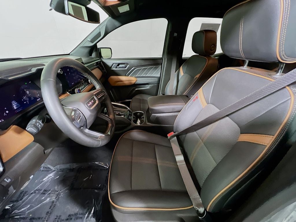 2025 GMC Canyon AT4