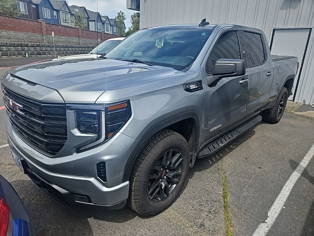 2025 GMC Sierra 1500 Elevation