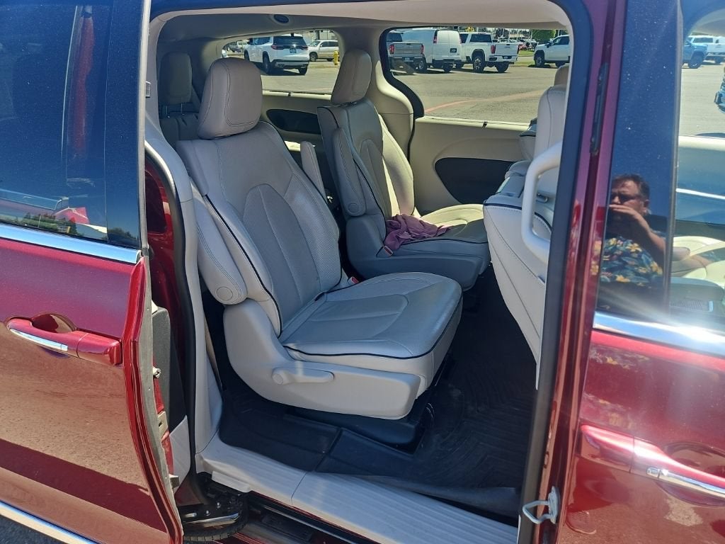 2018 Chrysler Pacifica Hybrid Limited