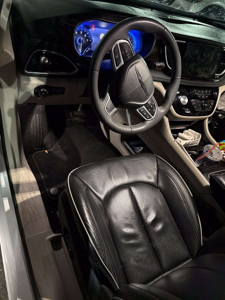 2022 Chrysler Pacifica Limited AWD