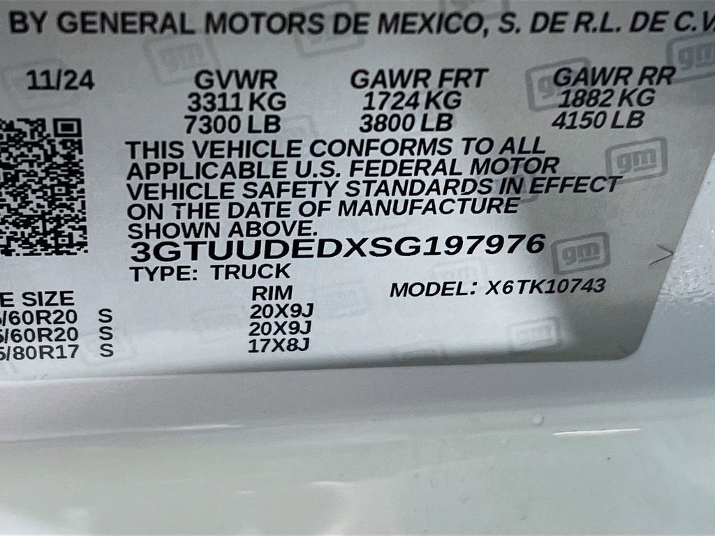 2025 GMC Sierra 1500 SLT