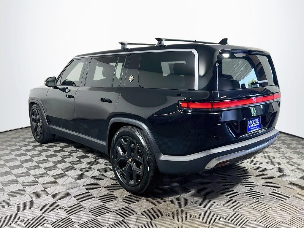 2023 RIVIAN R1S Adventure