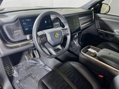 2023 RIVIAN R1S Adventure