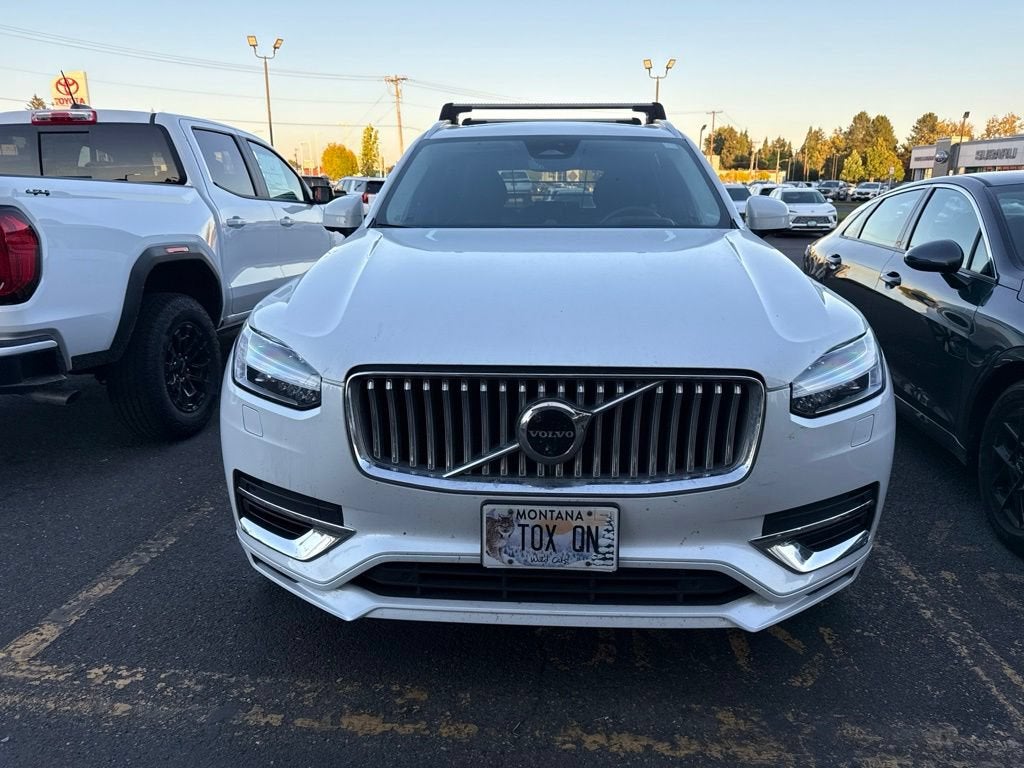 2023 Volvo XC90 Recharge Plug-In Hybrid T8 Ultimate Bright Theme 7-Seater