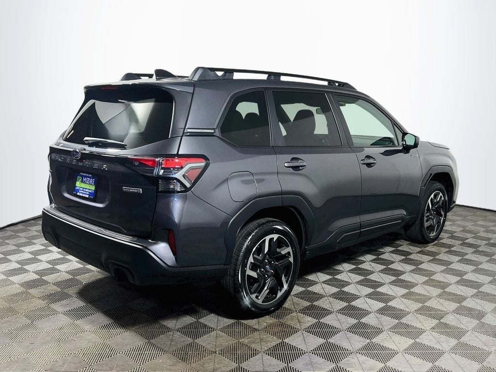 2026 Subaru FORESTER Premium Hybrid