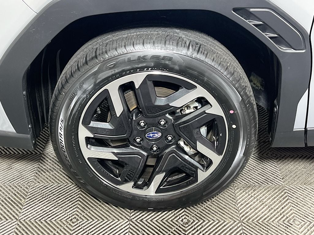 2026 Subaru FORESTER Premium Hybrid