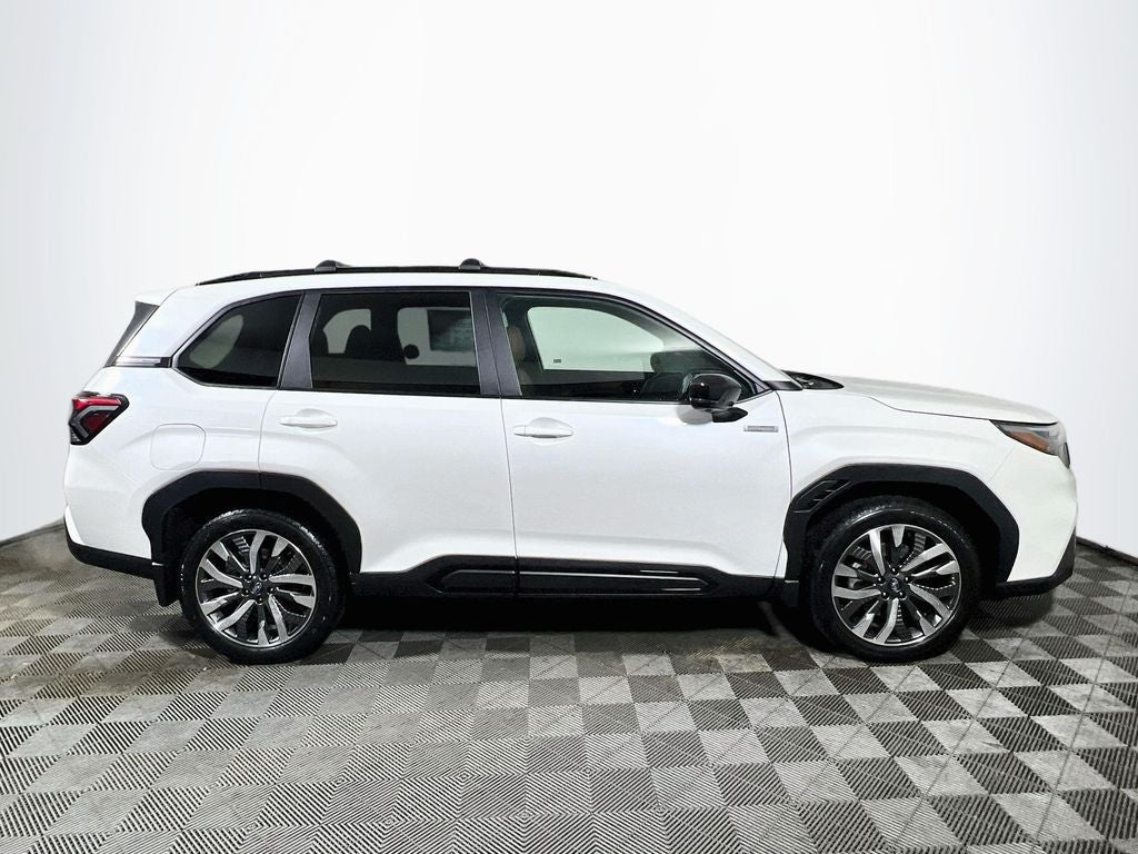 2026 Subaru FORESTER Touring Hybrid