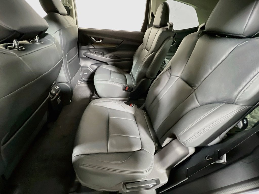 2027 Subaru ASCENT Onyx Edition Touring 7-Passenger