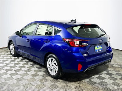 2025 Subaru IMPREZA Base