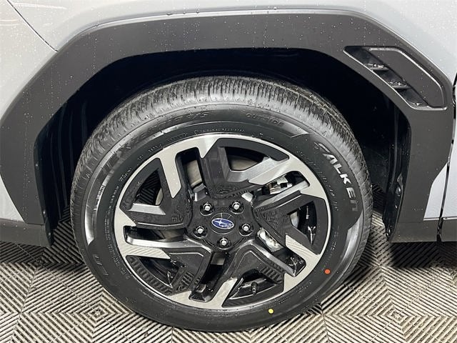 2025 Subaru FORESTER Limited Hybrid