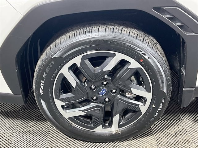 2025 Subaru FORESTER Limited Hybrid