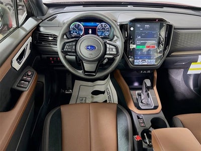 2025 Subaru FORESTER Touring Hybrid