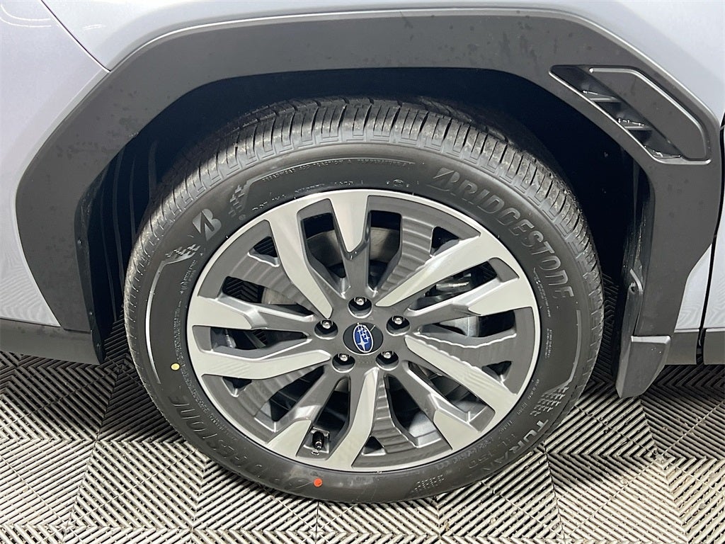 2025 Subaru FORESTER Touring Hybrid