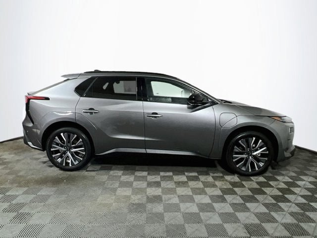 2027 Subaru SOLTERRA Limited XT