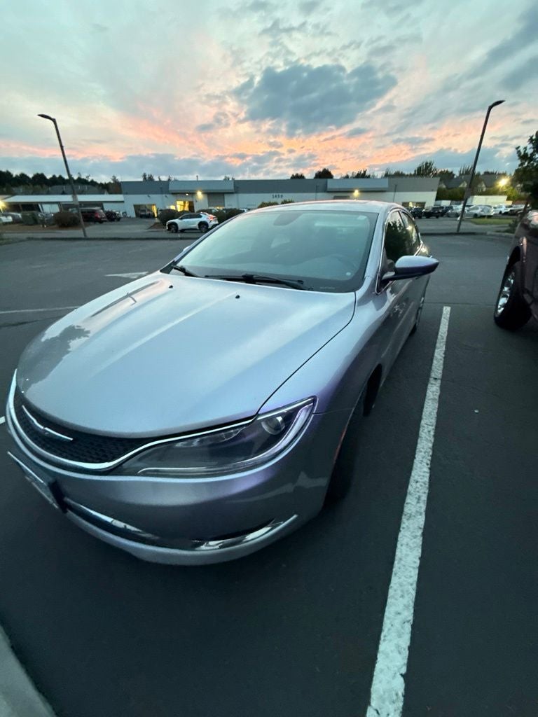 2016 Chrysler 200 Limited
