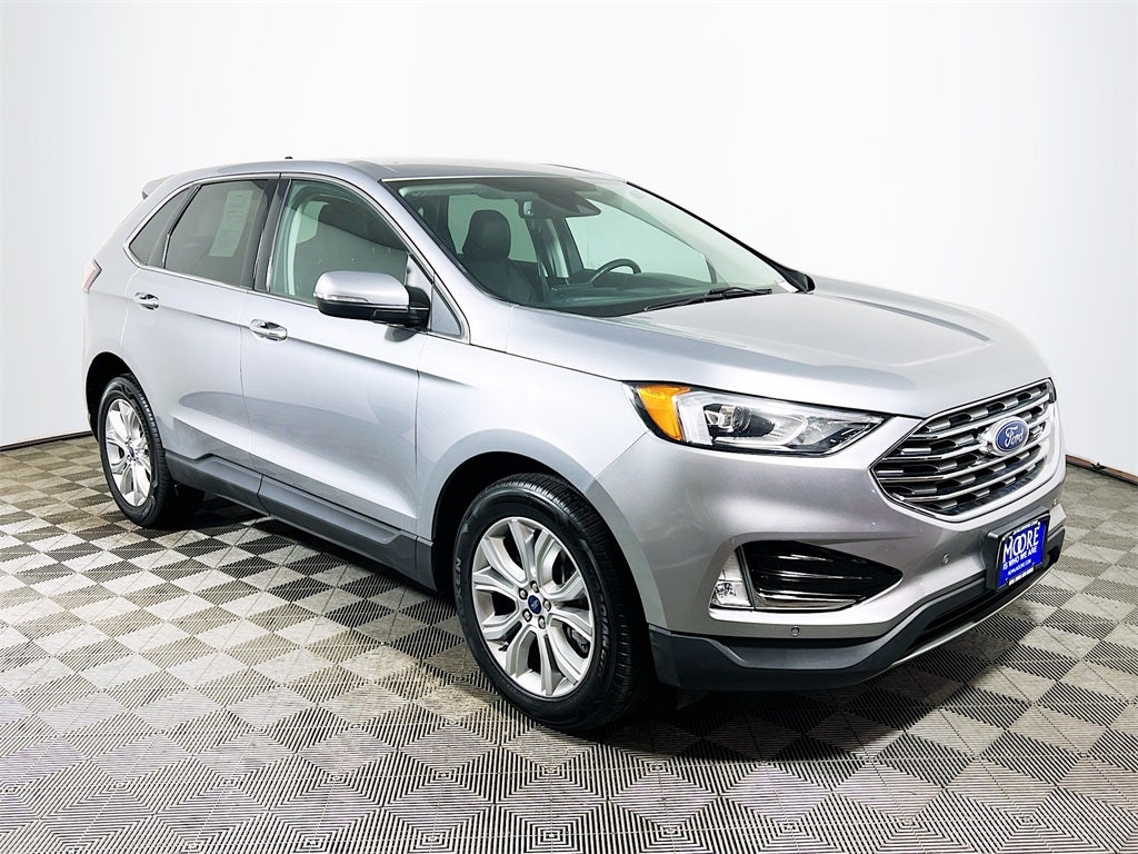 2022 Ford Edge Titanium
