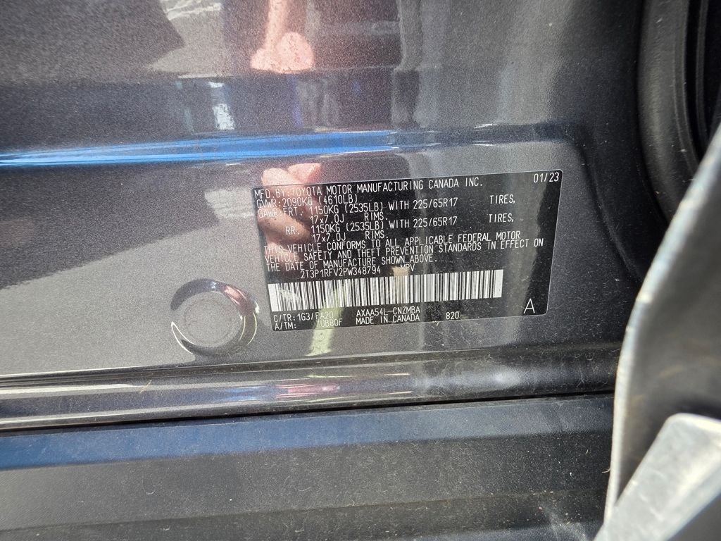 2023 Toyota RAV4 XLE