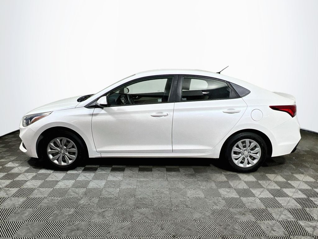 2020 Hyundai Accent SE