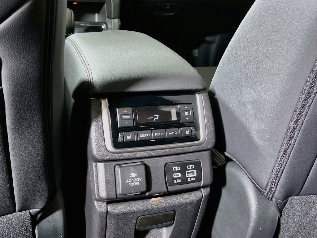 2025 Subaru Ascent Onyx Edition Touring