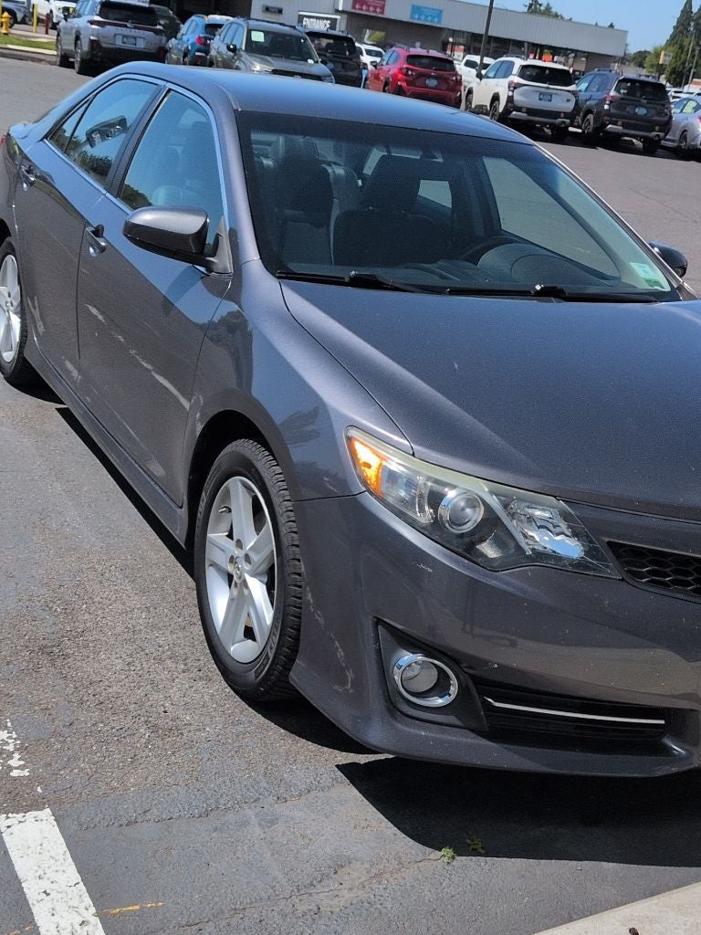 2014 Toyota Camry SE