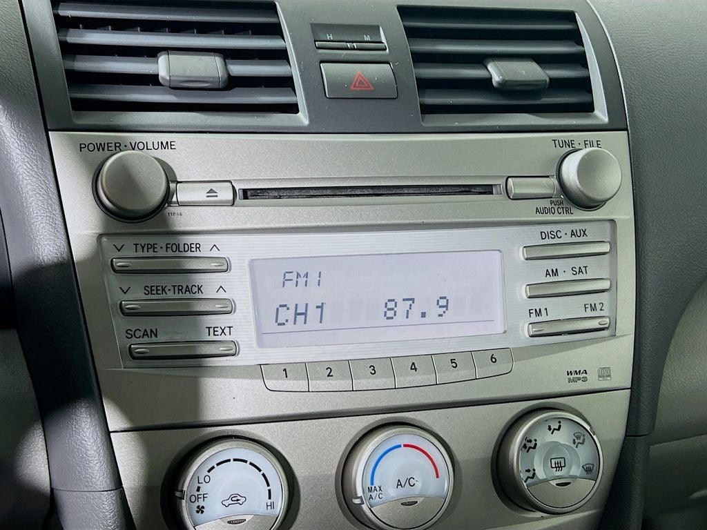 2011 Toyota Camry LE