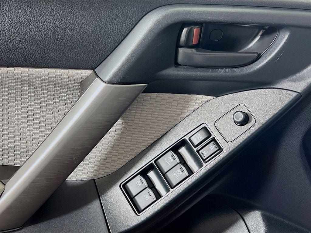 2017 Subaru Forester 2.5i