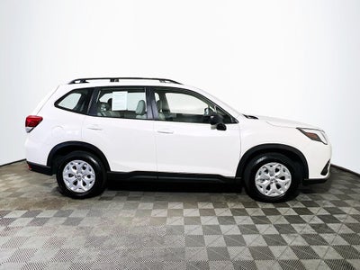 2024 Subaru Forester Base