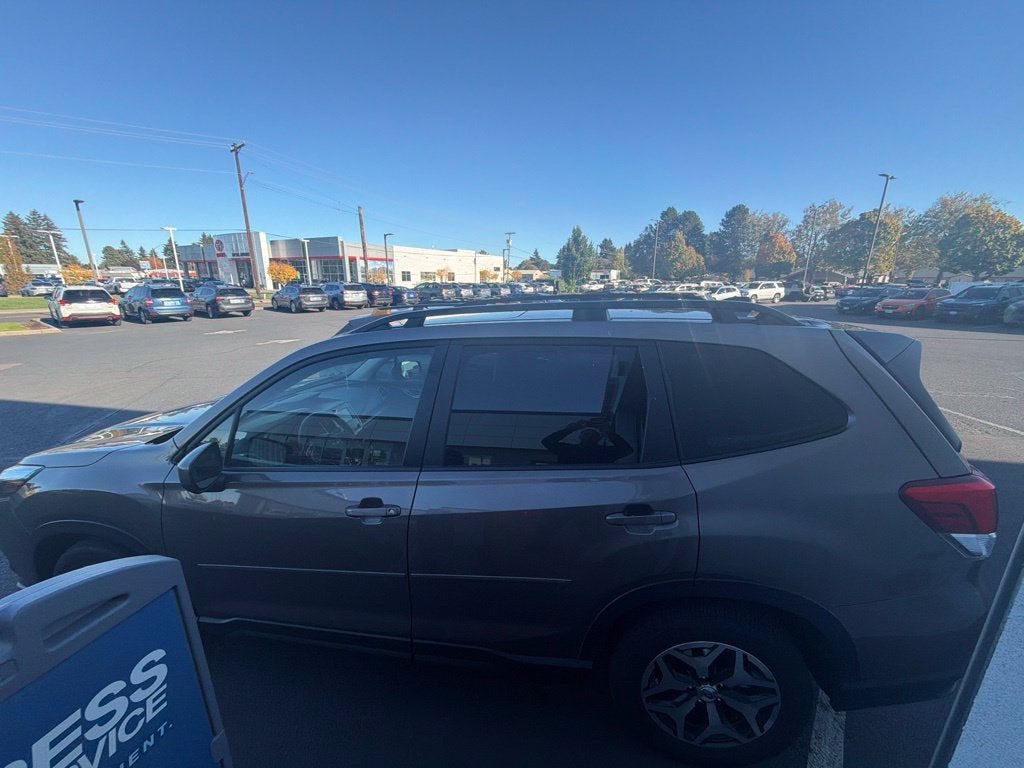 2024 Subaru Forester Premium