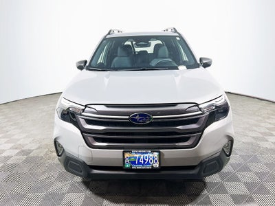 2025 Subaru Forester Premium