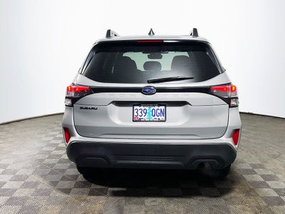 2025 Subaru Forester Premium