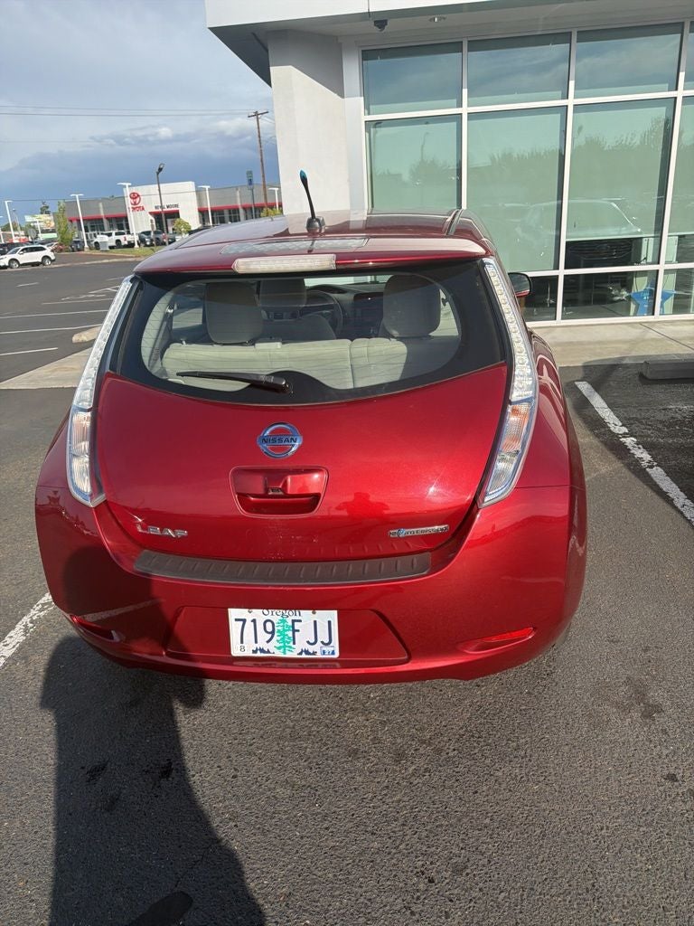 2011 Nissan Leaf SL