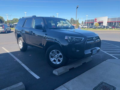2024 Toyota 4Runner SR5