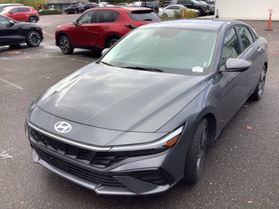 2025 Hyundai Elantra Hybrid Limited