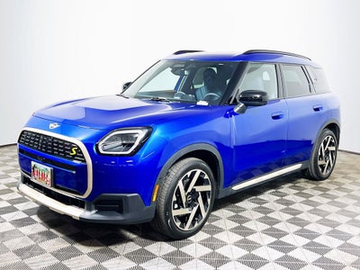 2025 MINI Cooper Countryman Iconic