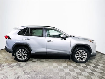 2025 Toyota RAV4 XLE Premium