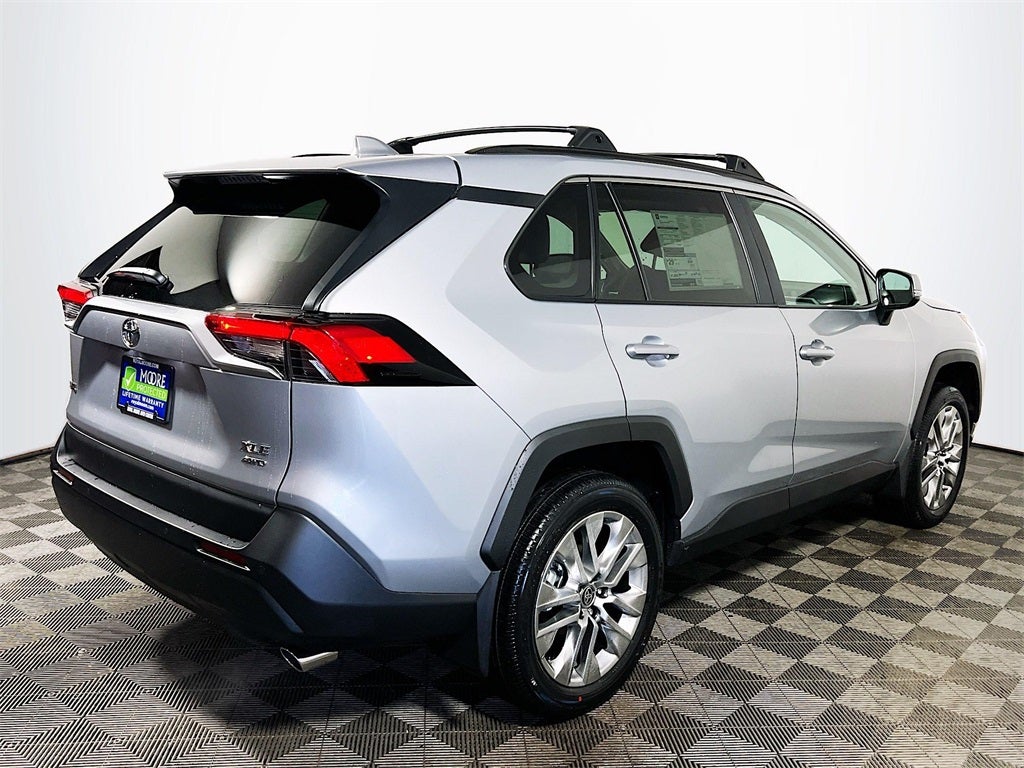 2025 Toyota RAV4 XLE Premium